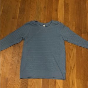 blue/grey lulu long sleeve shirt